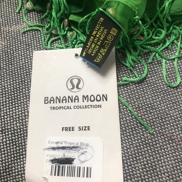 Banana Moon LULULEMON Tropical Collection Scarf - Picture 5 of 5